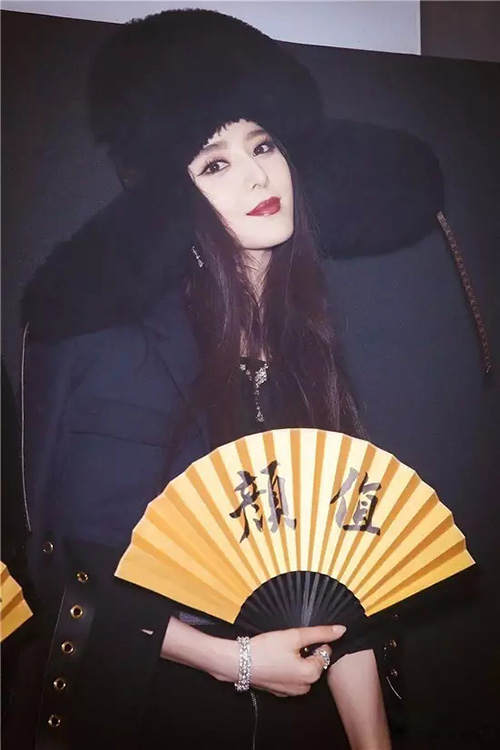 冬天帽子與發(fā)型怎么搭？保持不亂有絕招